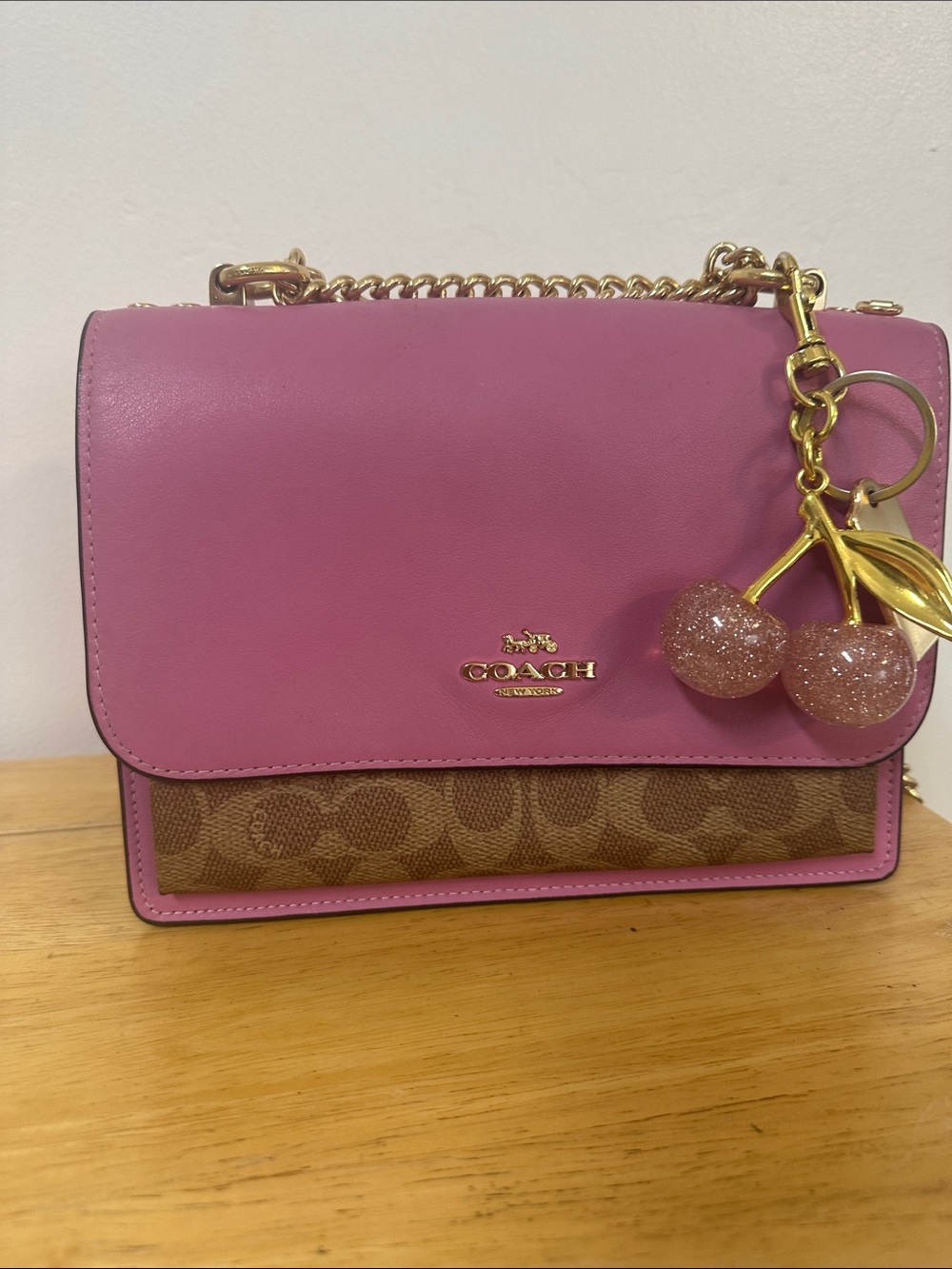 This appears to be the Coach Klare Crossbody Bag in Signature Canvas in the Im/T